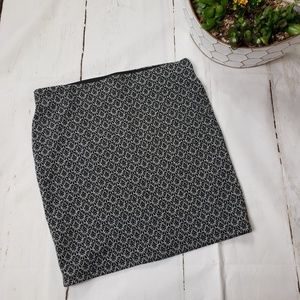 Loft Women's elastic waist skirt size Medium